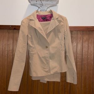 Women’s XOXO Pants Suit!